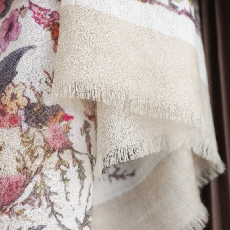 Pure Cashmere Tassels Shawls L - огляд і ціна Winter Clothing Hong Kong